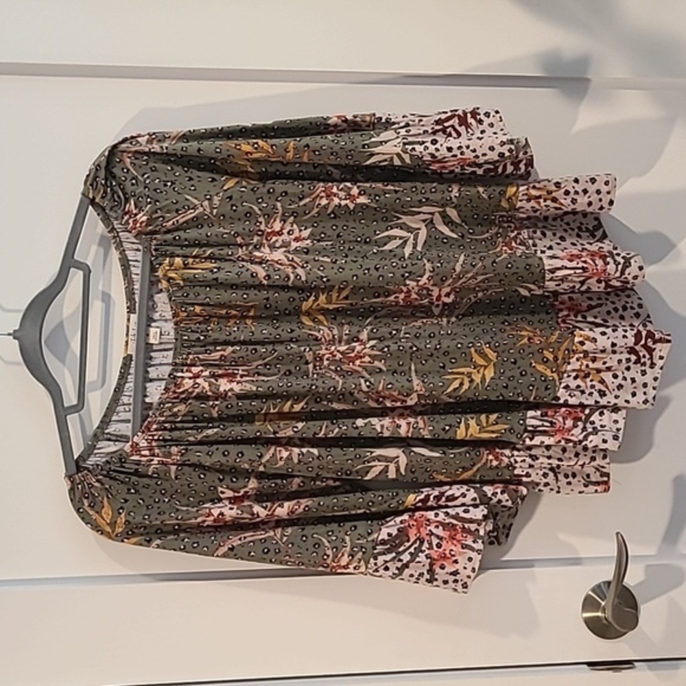 Style &‎ Co off the shoulder top​